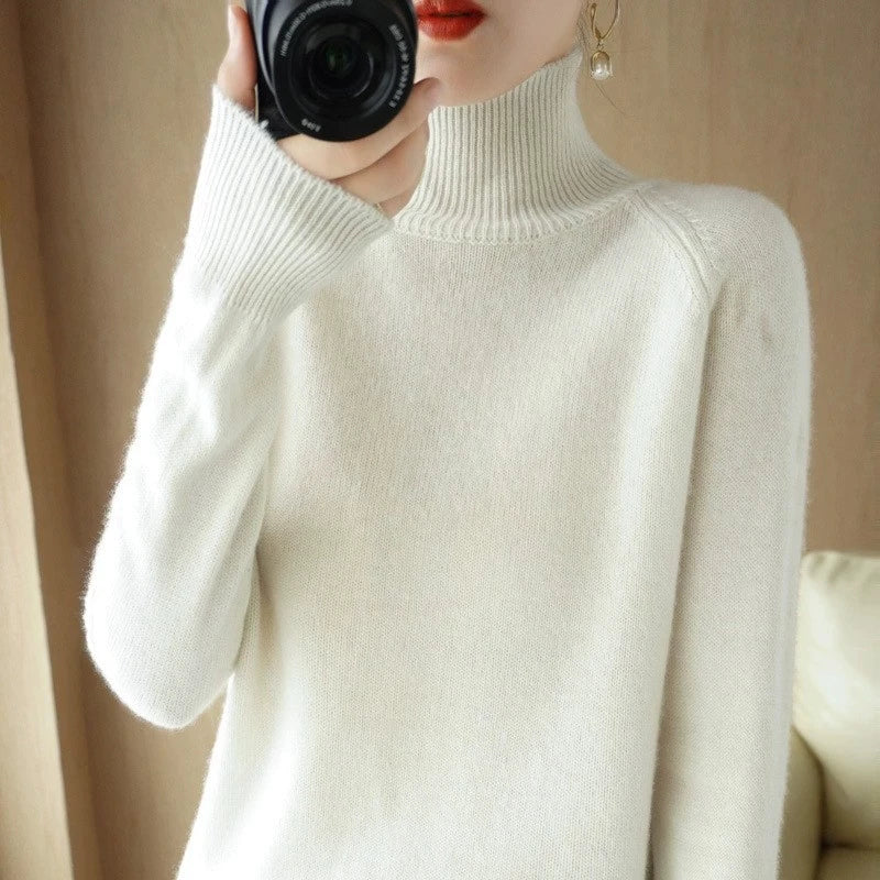 Women’s Long Sleeve Turtleneck Sweater