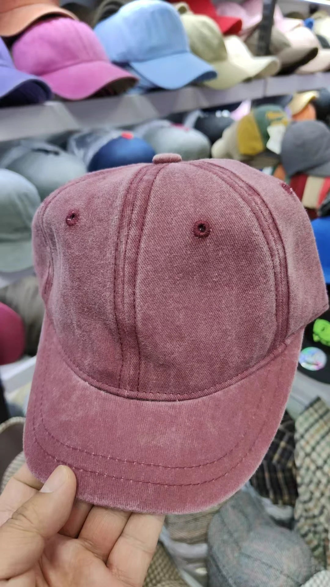 New Retro Short Brim Baseball Cap.