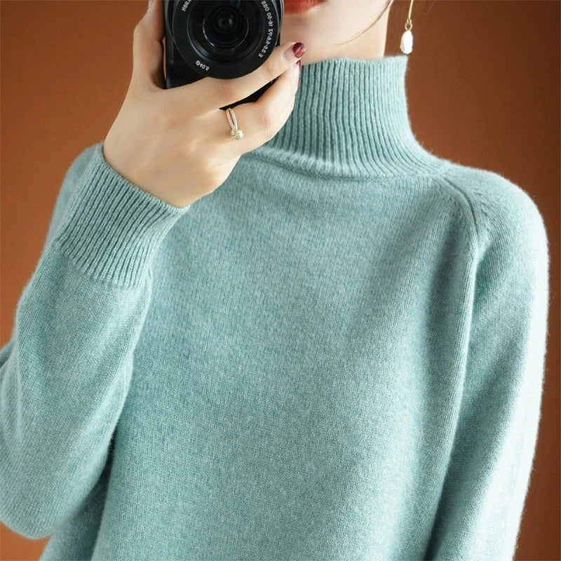 Women’s Long Sleeve Turtleneck Sweater