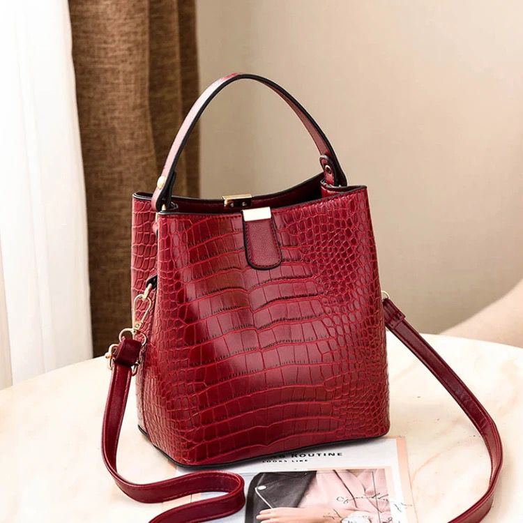 Crocodile Pattern Leather Bag