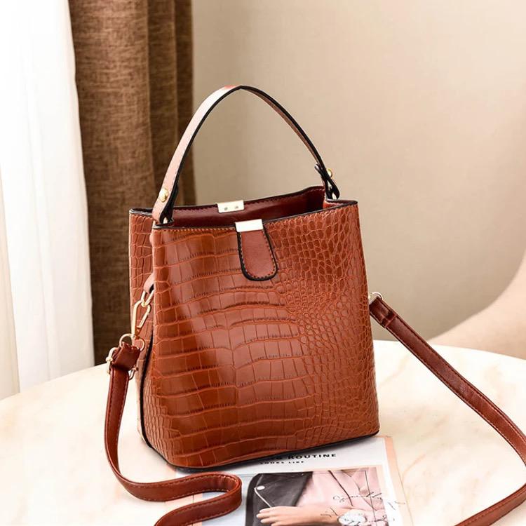 Crocodile Pattern Leather Bag