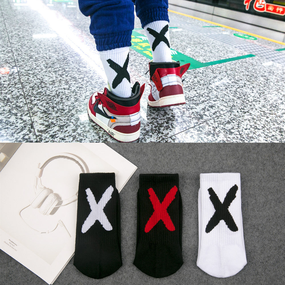 Unisex Street Sports Socks-Deluxe Fashion Forever